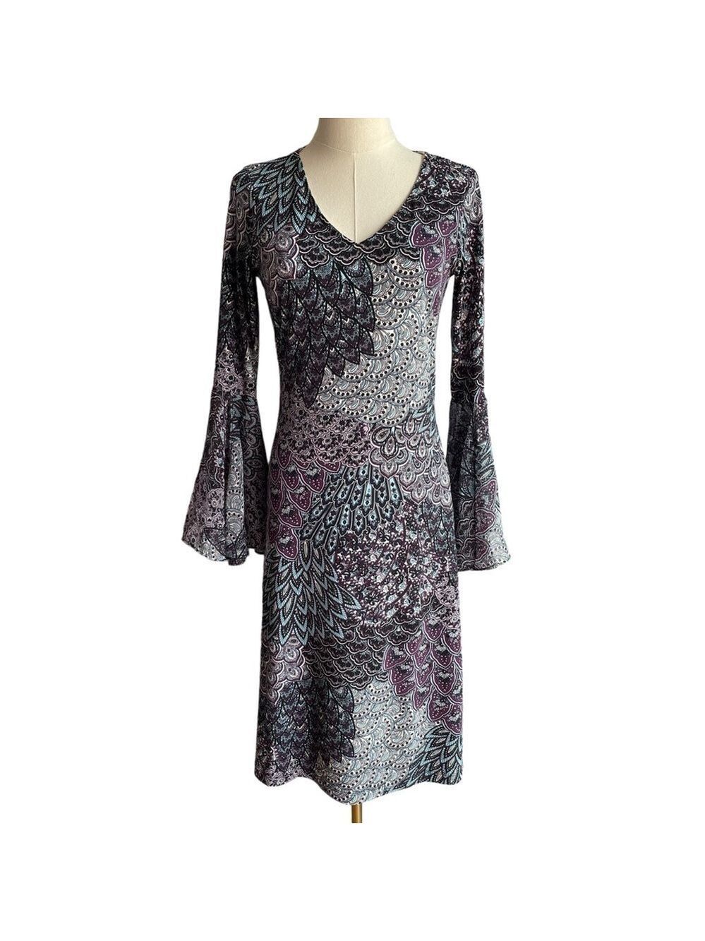 Cleo Paisley Bell Sleeve Dress Sz XS Feminine Peacock Below Knee Pretty Classy